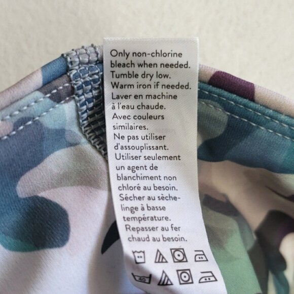 SPANX Booty Boost Active Printed 7/8 Leggings Painted Camo Women's Small - Picture 13 of 14